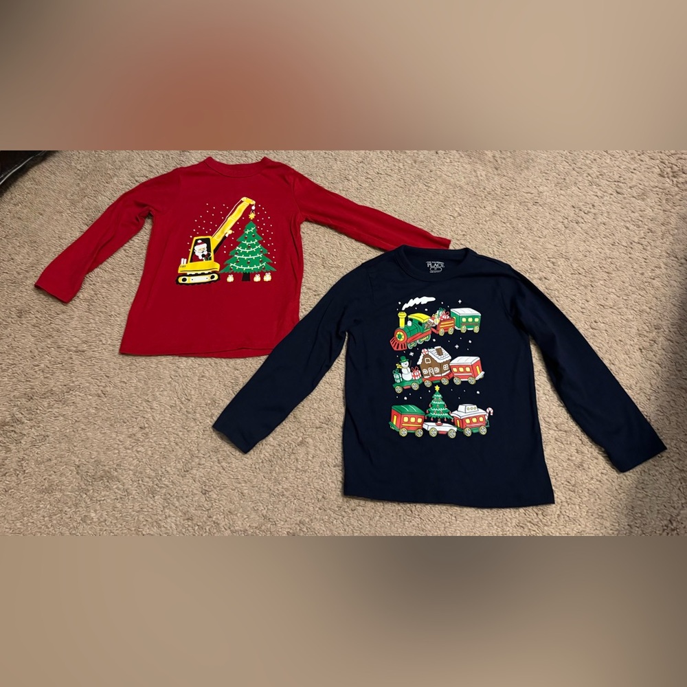 Set of 2 Christmas Long Sleeve t shirts 4T Children’s Place Train Crane Red Blue